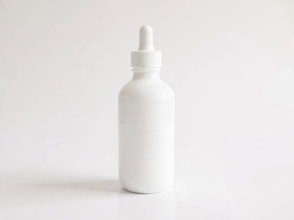 WHITE COSMETIC GLASS BOTTLE INCLUDING MATCHING DROPPER 120 ML